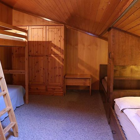Ferienwohnung Chesa Dominium Bergün Exterior foto