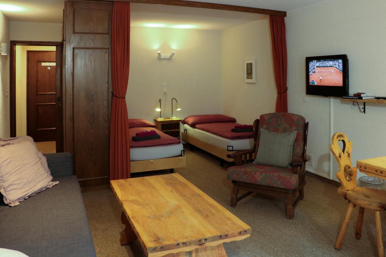 Ferienwohnung Chesa Dominium Bergün Exterior foto