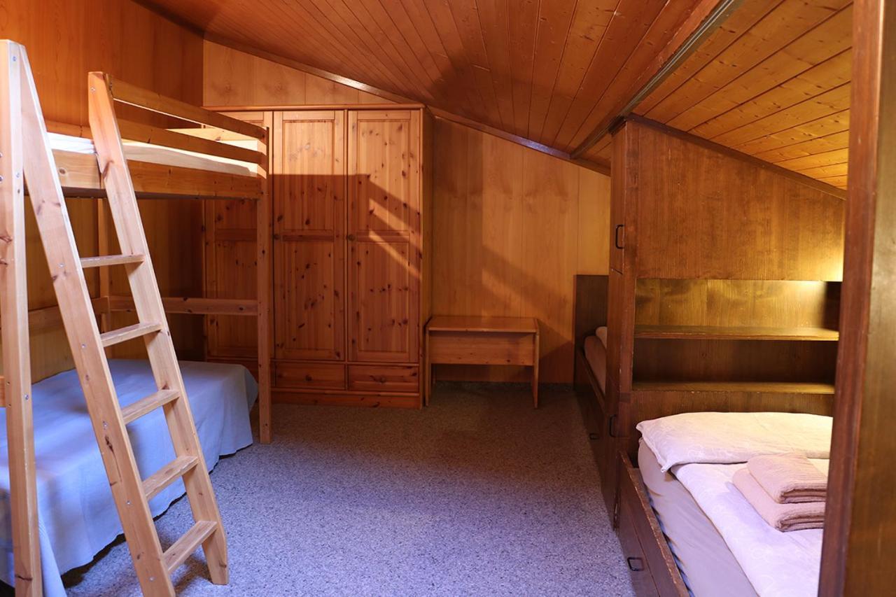Ferienwohnung Chesa Dominium Bergün Exterior foto