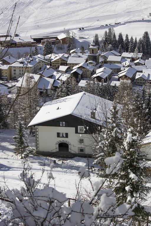 Ferienwohnung Chesa Dominium Bergün Exterior foto